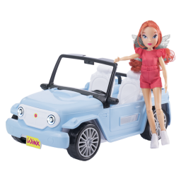 Bloom and her car 3